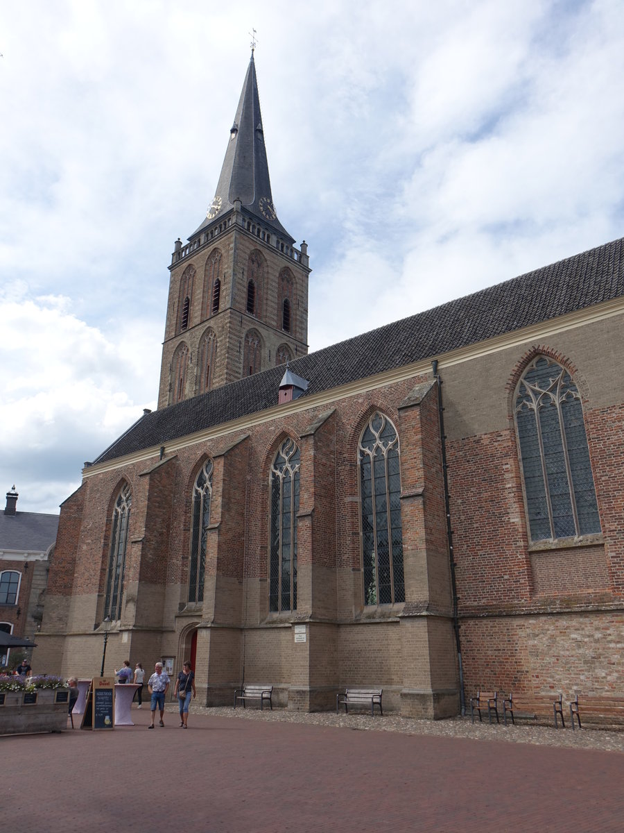 Lochem, St. Gudula Kirche, sptgotische Hallenkirche, erbaut im 14. Jahrhundert (22.07.2017)
