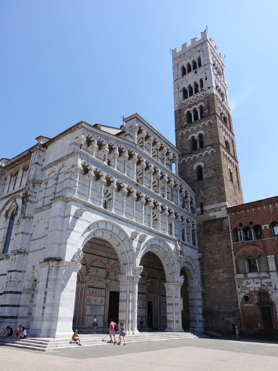 Lucca, Kathedrale San Martino, erbaut von 1196 bis 1204, Fassade von Guidetto da Como (18.06.2019)