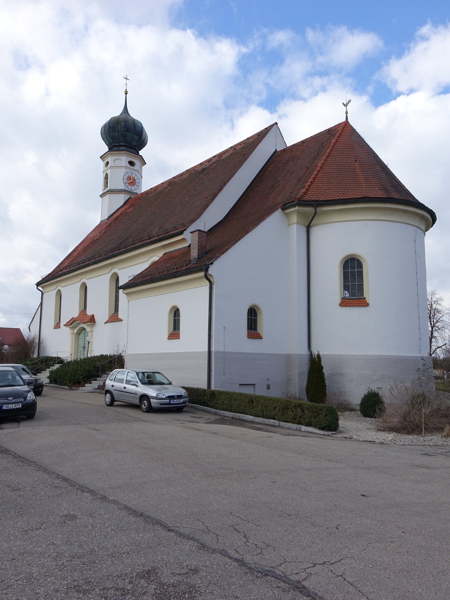 Ludwigsmoos, Ev. Pfarrkirche, Saalkirche mit Flachdecke und Dachreiter, erbaut 1864 (06.03.2016)