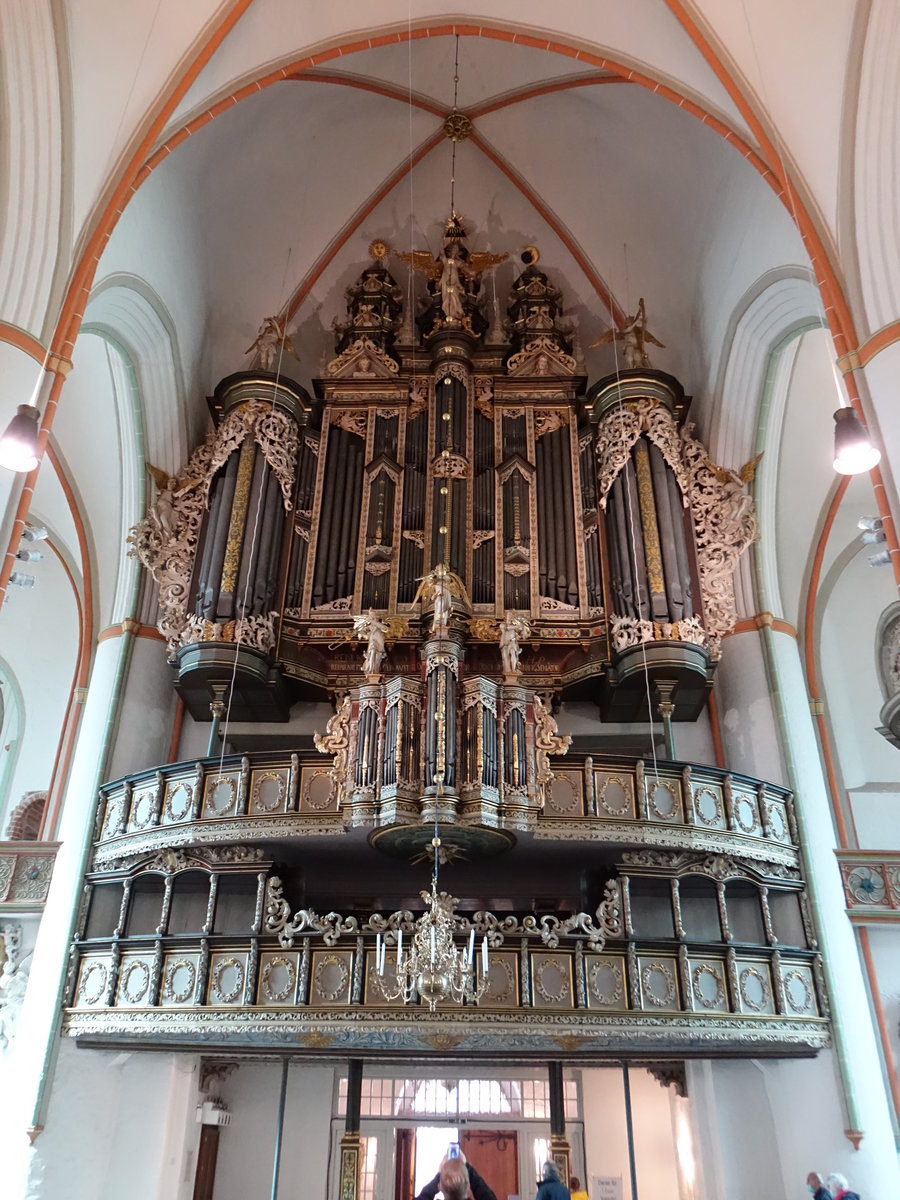 Lneburg, historische Orgel von 1553 in der Ev. St. Johannis Kirche (26.09.2020)