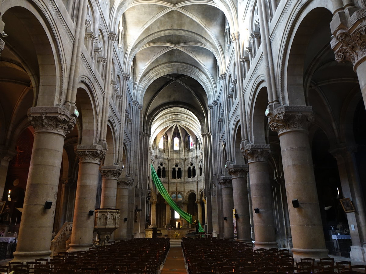 Macon, Innenraum der Saint Pierre Kirche (22.09.2016)