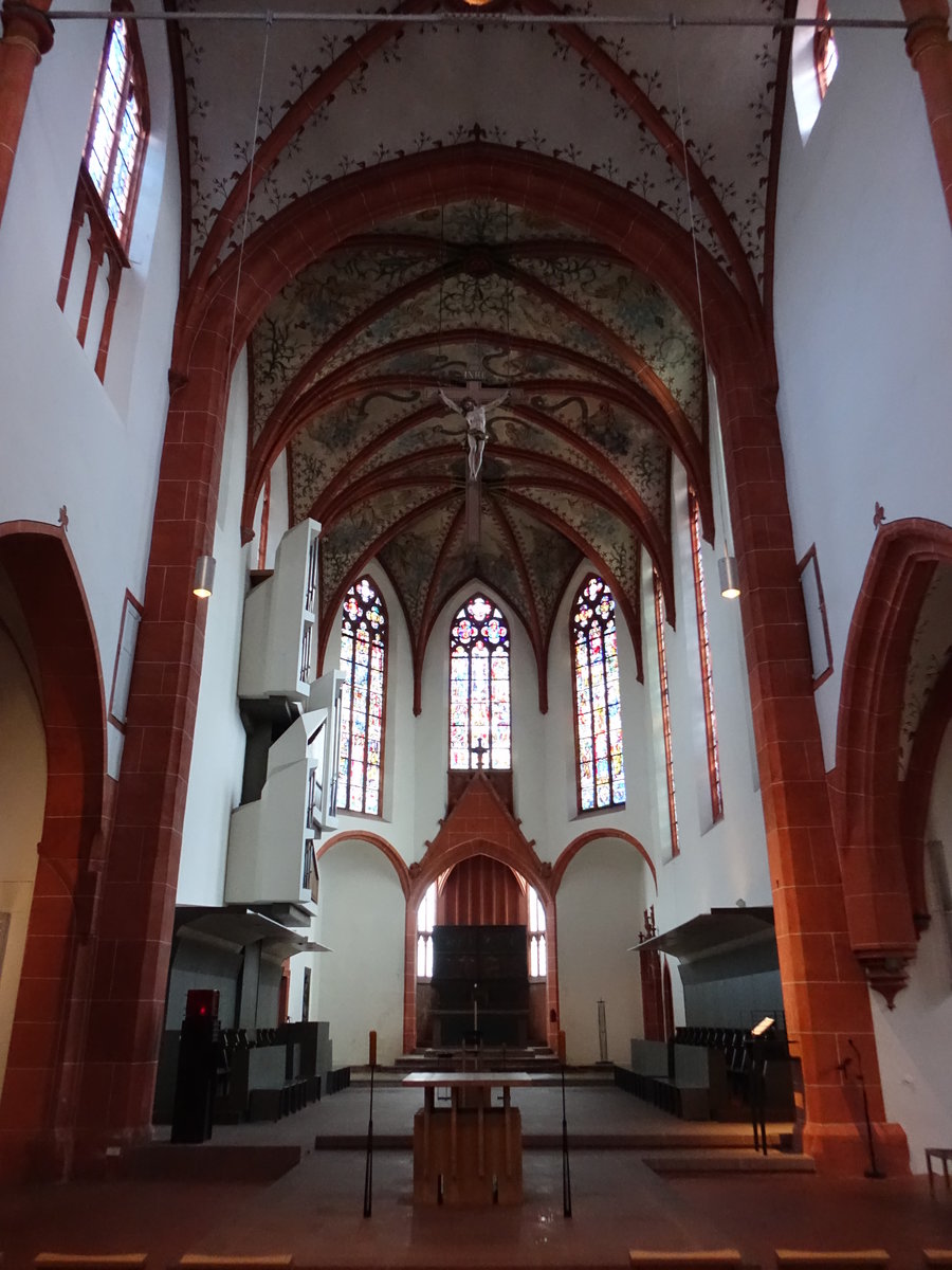 Mainz, Innenraum der Karmeliterkirche, Gewlbemalereien aus dem 15. Jahrhundert, Kirchenfenster von Jan Schoenaker von 1970 (01.03.2020)
