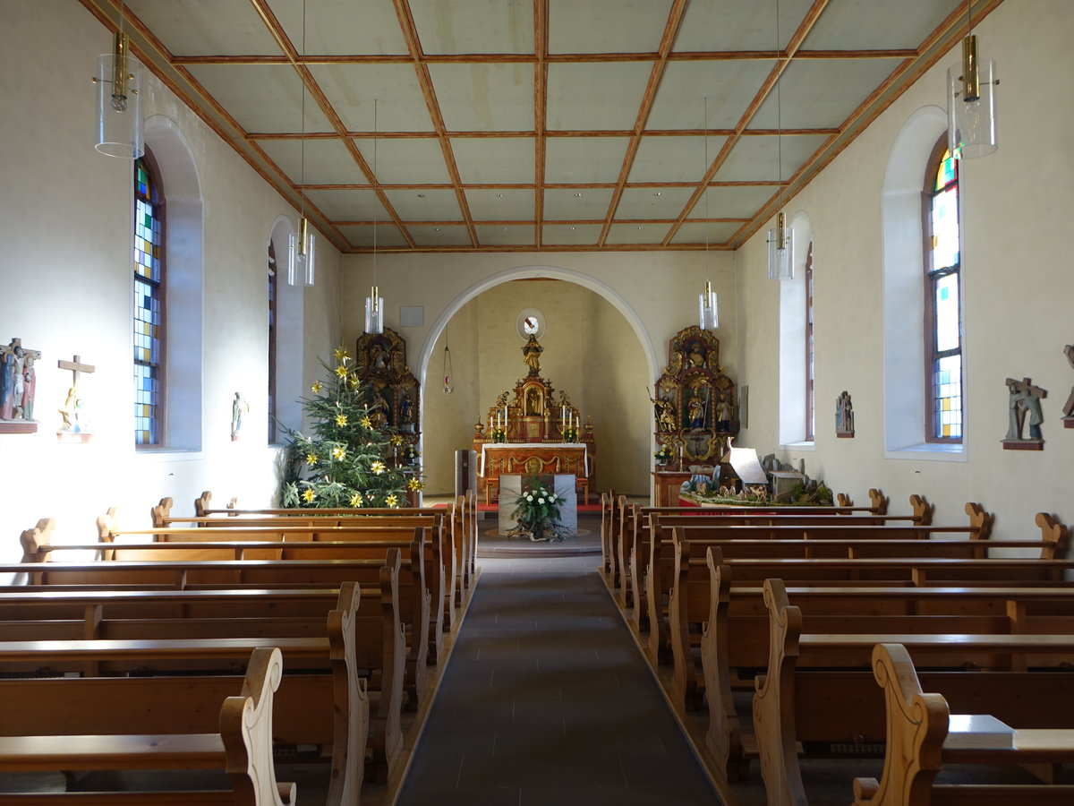 Marbach, Innenraum der kath. Pfarrkirche St. Jakobus, erbaut im 17. Jahrhundert (26.12.2018)