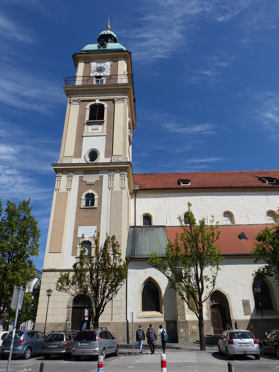 Maribor, Kathedrale St. Johannes der Tufer, gotisch erbaut im 15. Jahrhundert, Kirchturm erbaut 1623 durch Paolo Porta (04.05.2017)