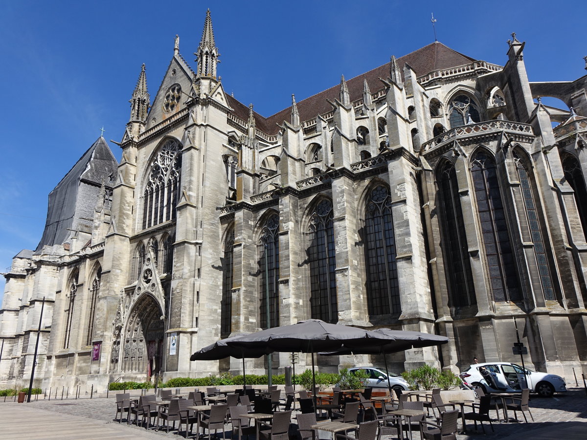 Meaux, Kathedrale Saint-Etienne, erbaut ab dem 12. Jahrhundert (10.07.2016)