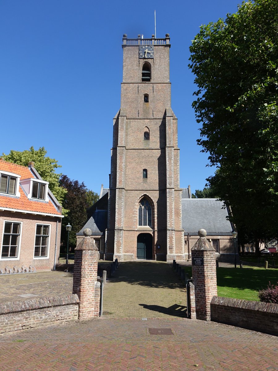 Middelharnis, sptgotische Ref. Kirche, erbaut im 15. Jahrhundert (24.08.2016)