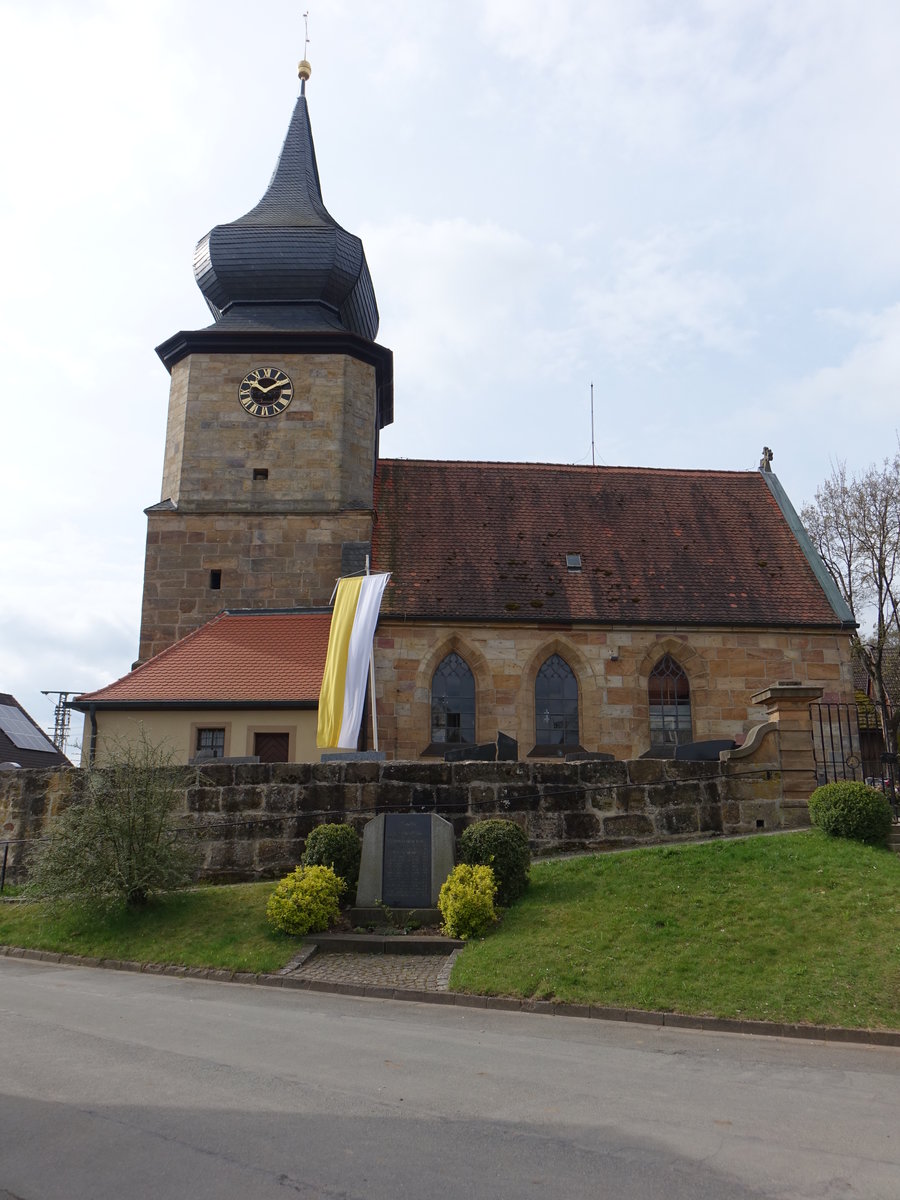 Motschenbach, Pfarrkirche St. Maternus, Chorturmkirche, Turm 13. Jahrhundert, Langhaus erbaut bis 1617 (16.04.2017)