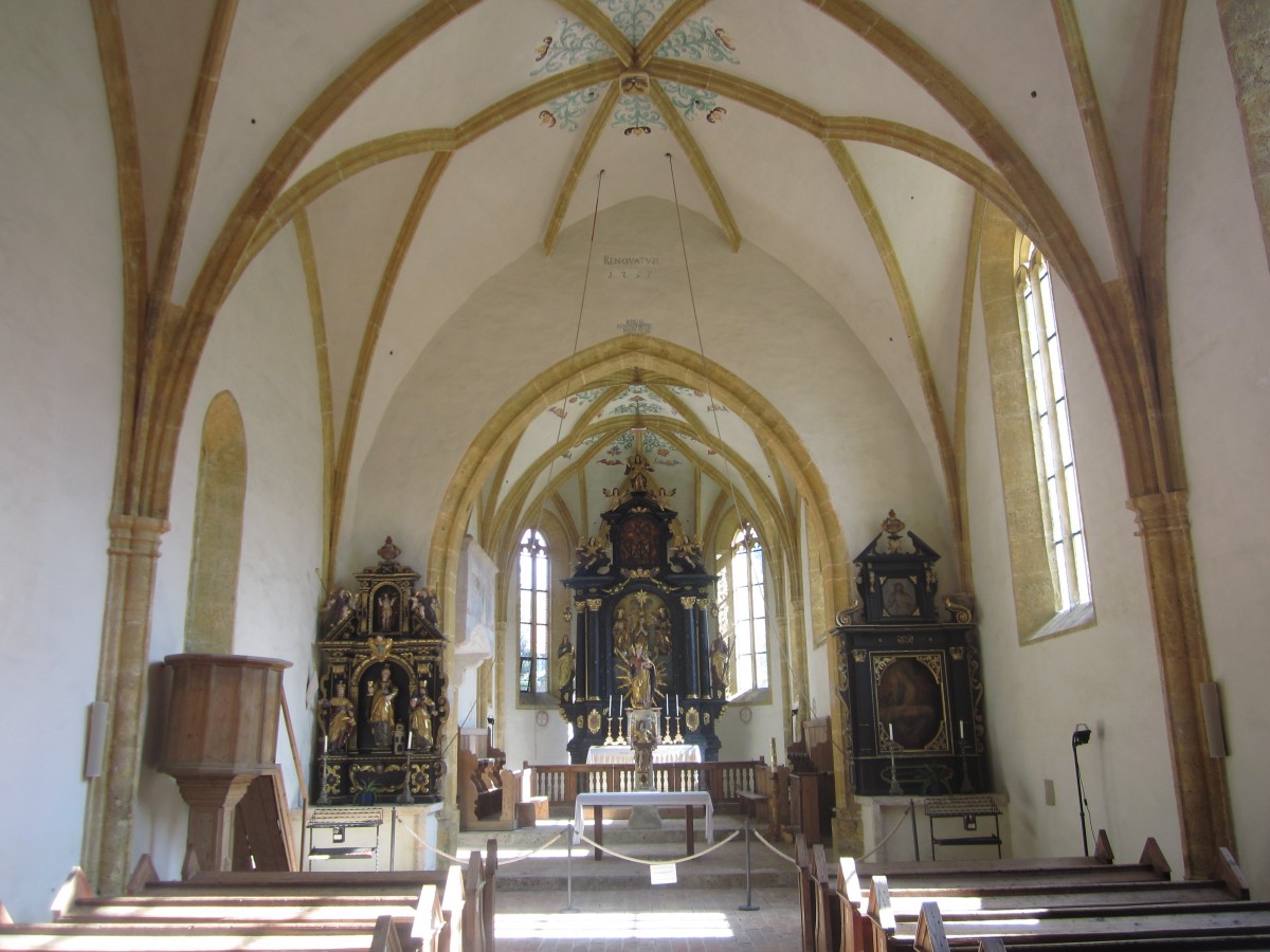 Neuberg, Altre und Kanzel der Filialkirche Maria Himmelfahrt, Gewlbemalereien von 1522 (17.08.2013)