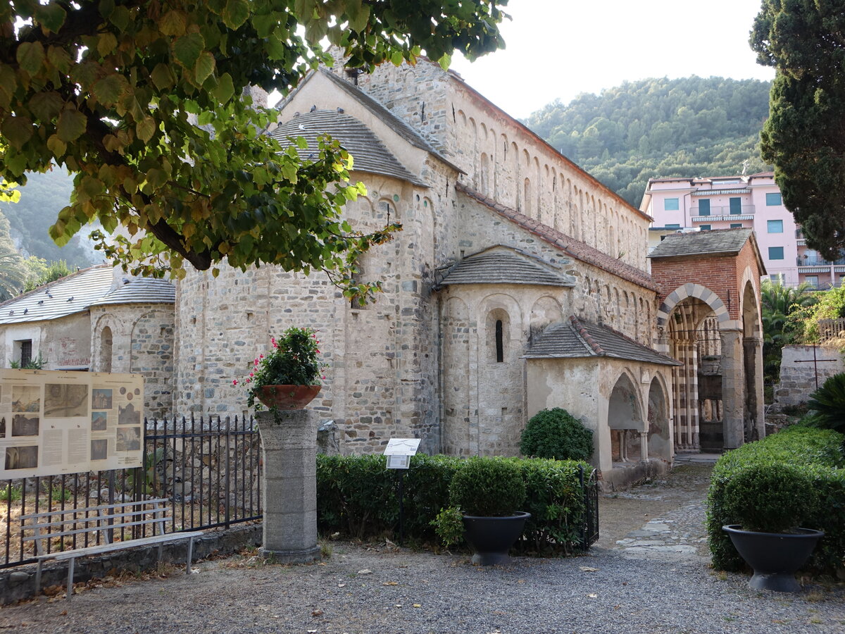 Noli, Pfarrkirche St. Paragorio, erbaut im 12. Jahrhundert (02.10.2021)