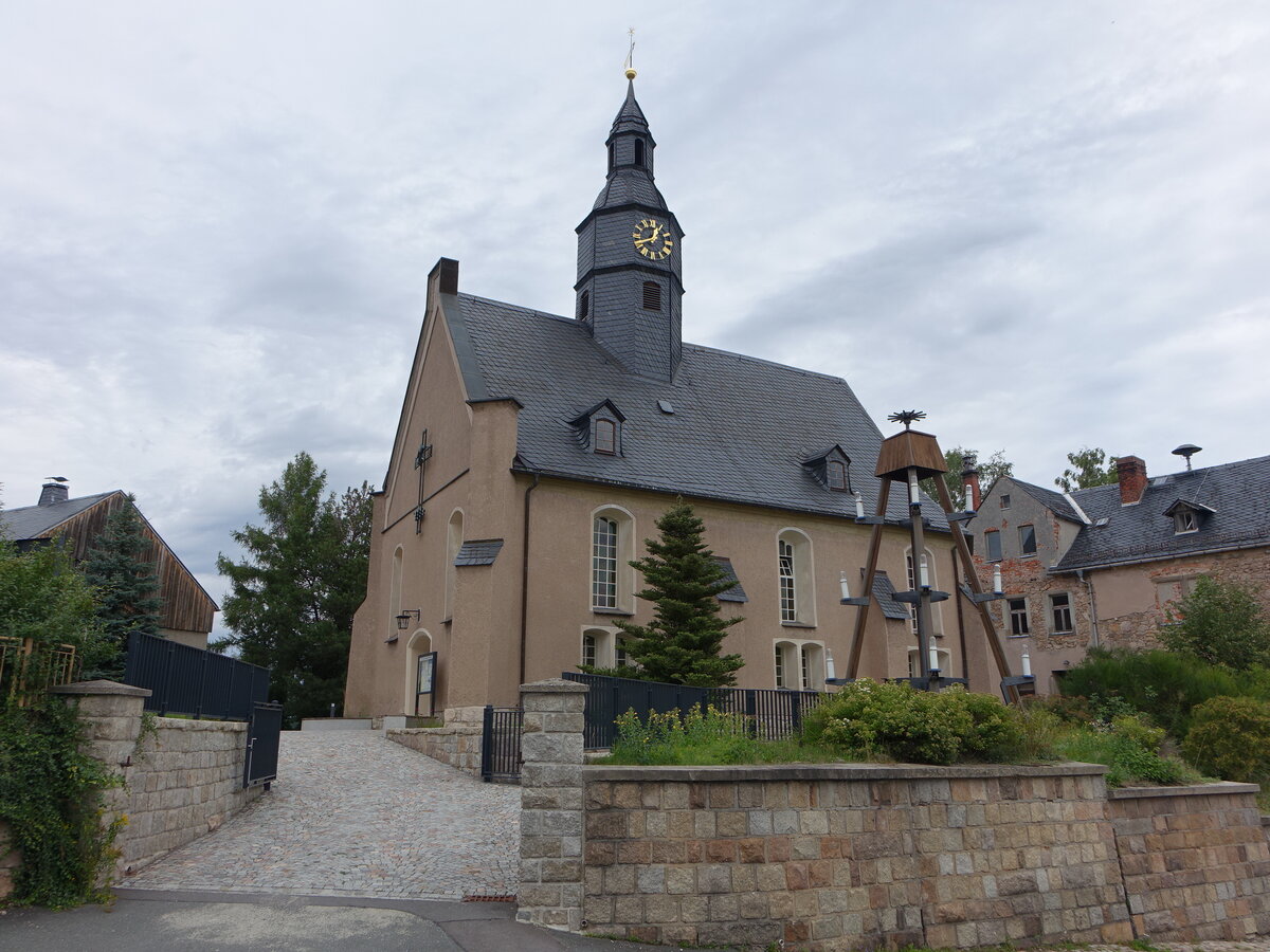 Obercrinitz, evangelische St. Johannis Kirche, erbaut 1716 (12.08.2023)