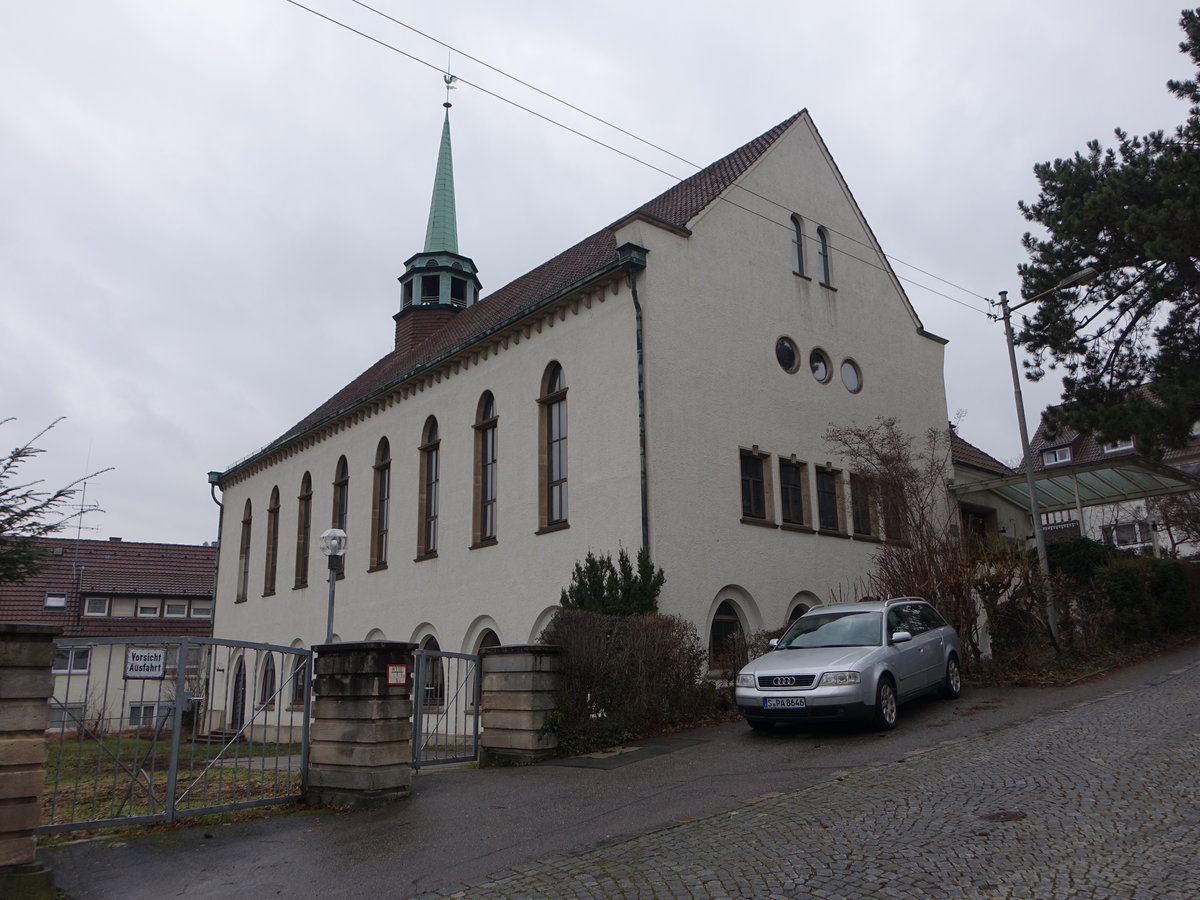 Obertrkheim, evangelische St. Andreas Kirche, erbaut 1927 durch die Architekten Maas und Horlacher (03.02.2019)