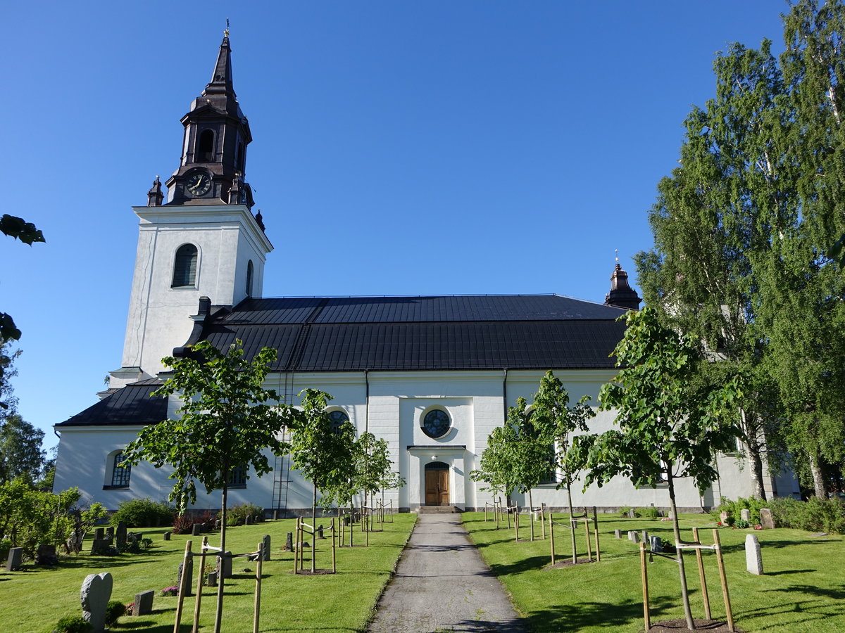 Ockelbo, Ev. Kirche, erbaut von 1791 bis 1793 durch  Fredrik Adolf Ulrik Cronstedt (22.06.2017)