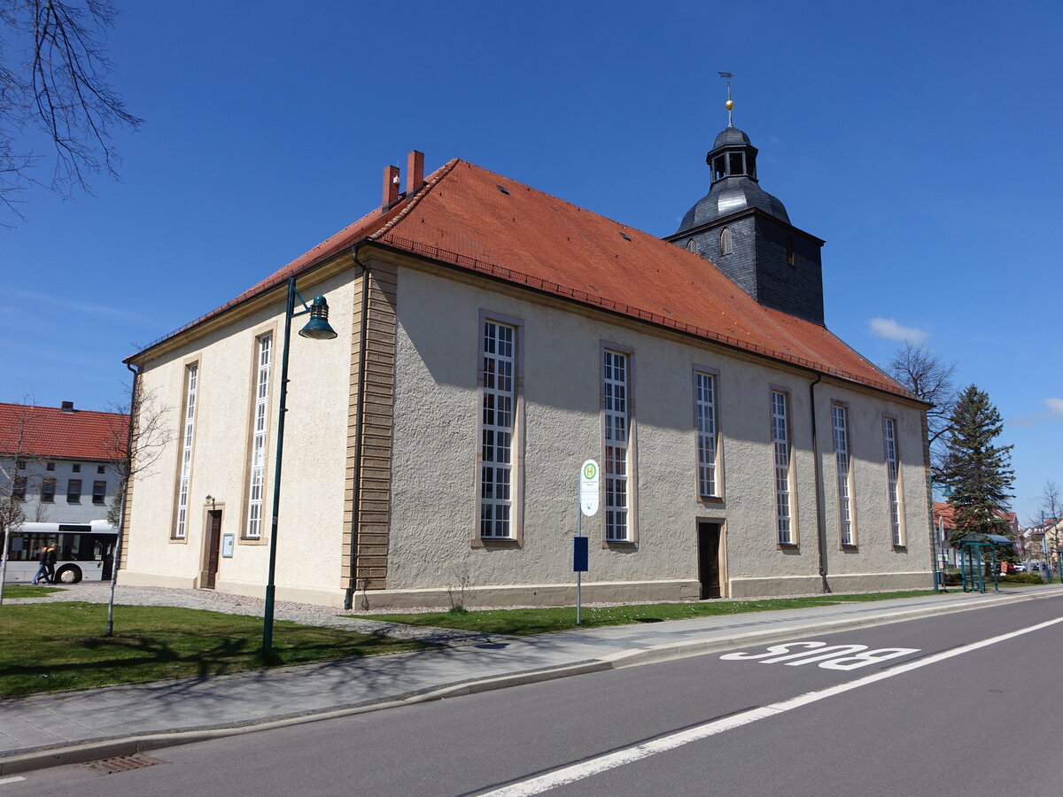 Ohrdruf, barocke Pfarrkirche St. Trinitatis, erbaut von 1709 bis 1714 (16.04.2022)
