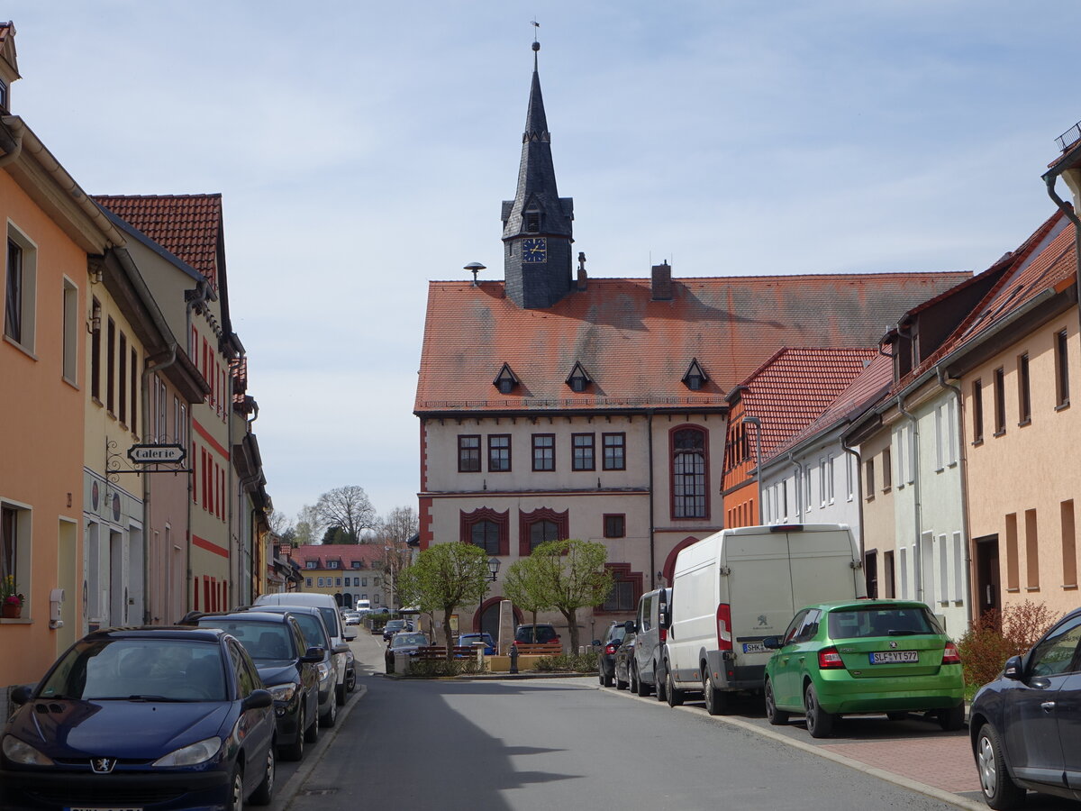 Orlamnde, sptgotisches Rathaus in der Burgstrae (22.04.2023)