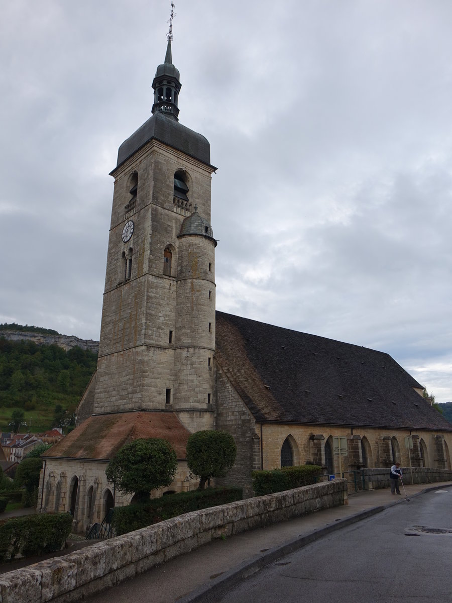 Ornans, St. Laurent Kirche, erbaut ab 1546 durch Nicolas Perrenot de Granvelle, Sulenvorhalle 17. Jahrhundert (16.09.2016)