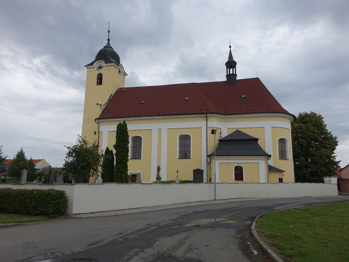 Osek nad Becvou / Ossek, Pfarrkirche zur Kreuzerhhung, erbaut bis 1791 (03.08.2020)
