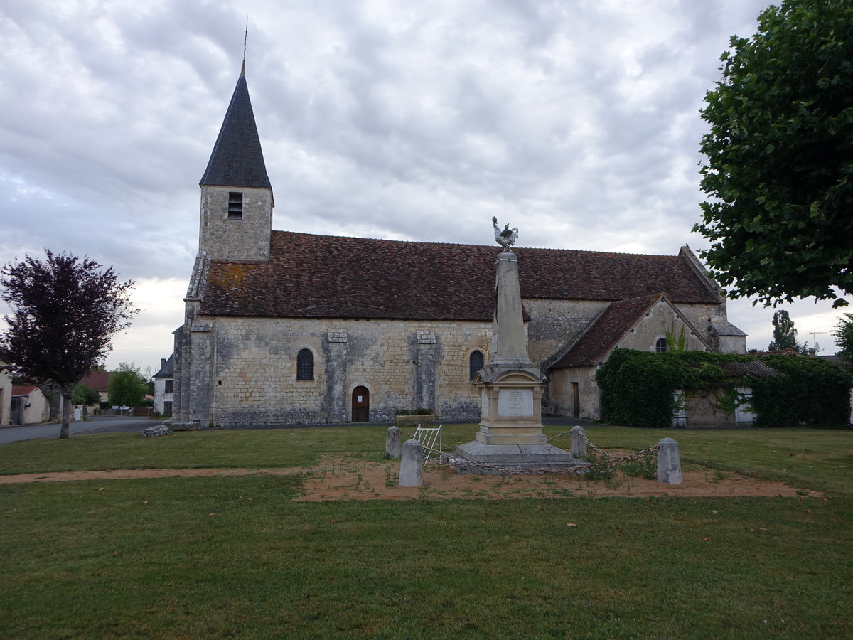 Paizay-le-Sec, Kirche Saint-Hilaire aus dem 11. Jahrhundert (09.07.2017)