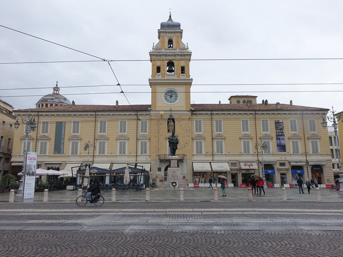 Parma, Palazzo del Governatore an der Piazza Garibaldi (10.10.2016)