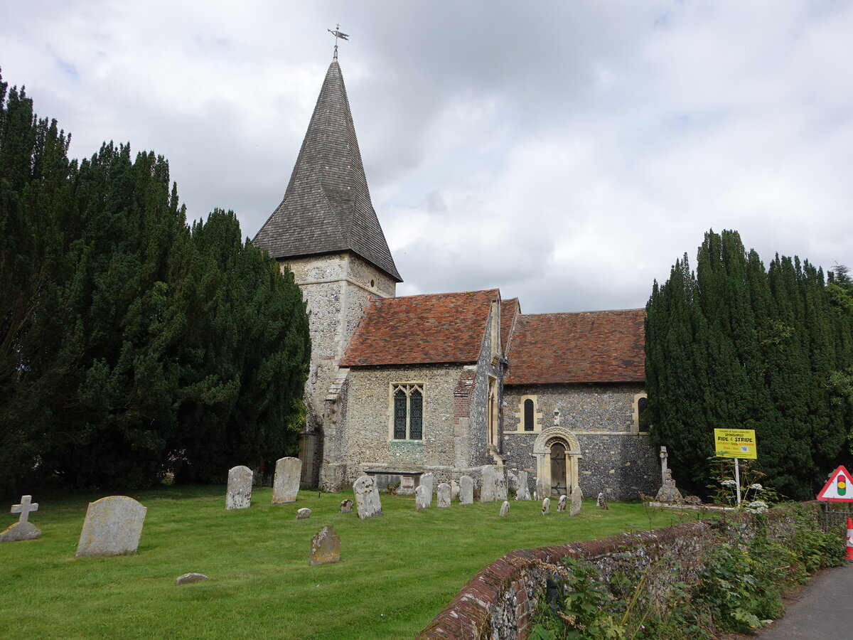 Patrixbourne, Pfarrkirche St. Mary, erbaut im 12. Jahrhundert (02.09.2023)