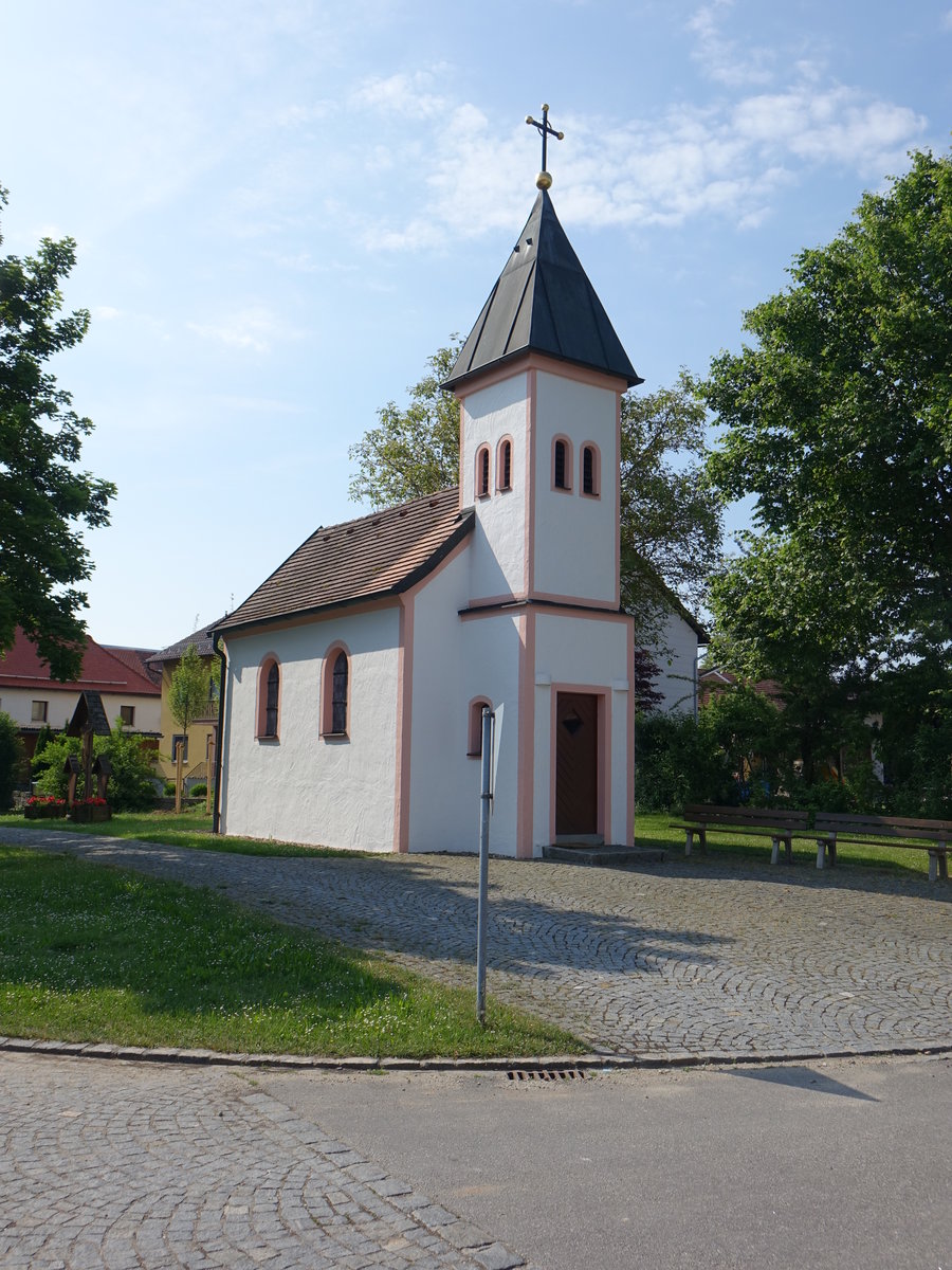 Pillnach, kleine Kapelle in der Pfalzstrae, erbaut 1937 (02.06.2017)