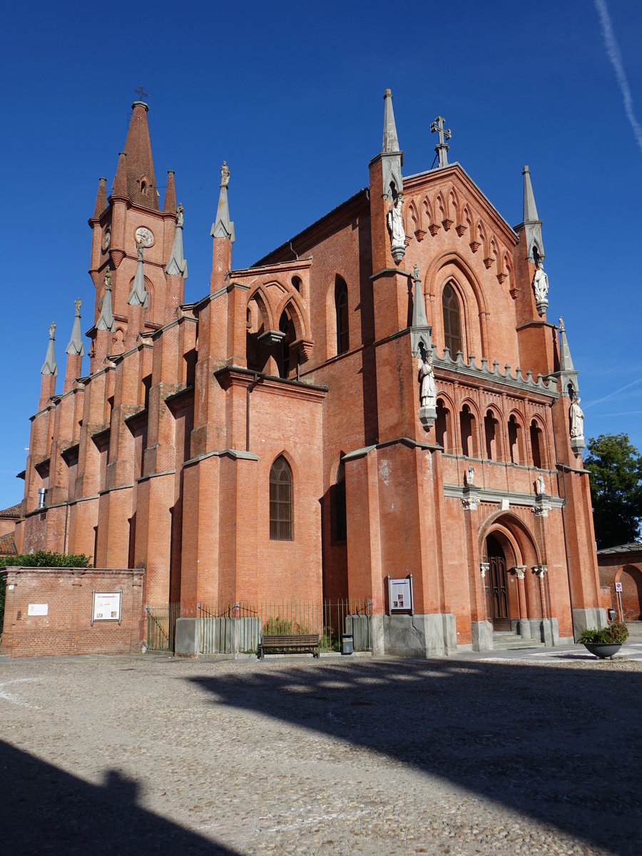 Pollenzo, neugotische Pfarrkirche San Vittore, erbaut 1940 von Ernesto Melano (02.10.2018)