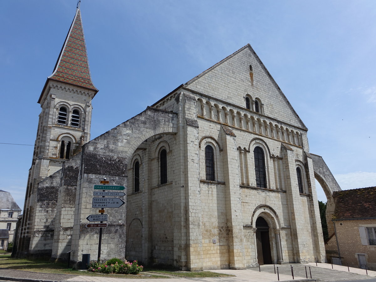 Preuilly-sur-Claise, Abteikirche Saint-Pierre, erbaut im 11. Jahrhundert (08.07.2017)