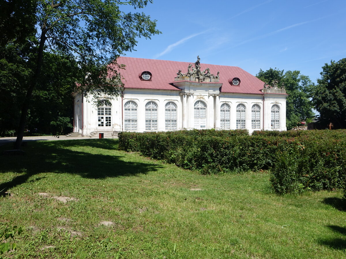 Radzyn Podlaski, Orangerie im Schlopark von Schloss Potocki (15.06.2021)