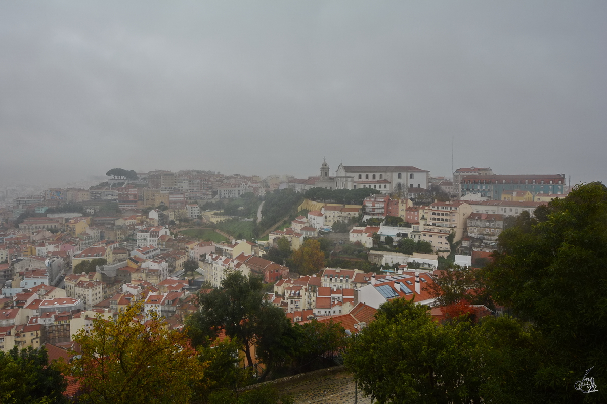 Regen ber der Stadt. (Lissabon, Dezember 2016)