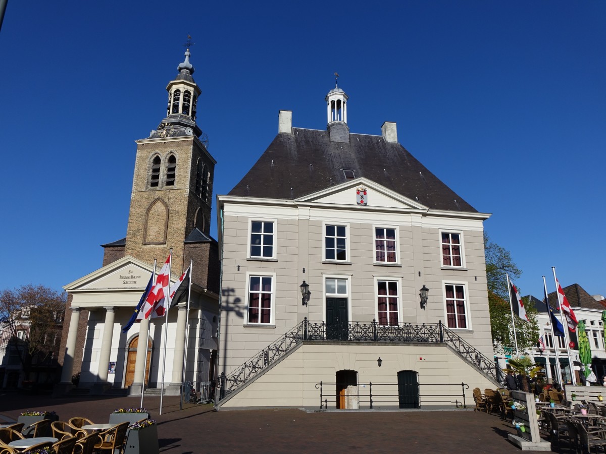 Roosendaal, Rathaus und Kirche zu unseren lieben Frau am Neuen Markt (30.04.2015)