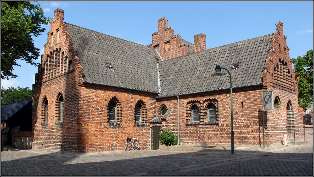 Roskilde. Gebäude nördöstlich des Doms Staedtefotos.de