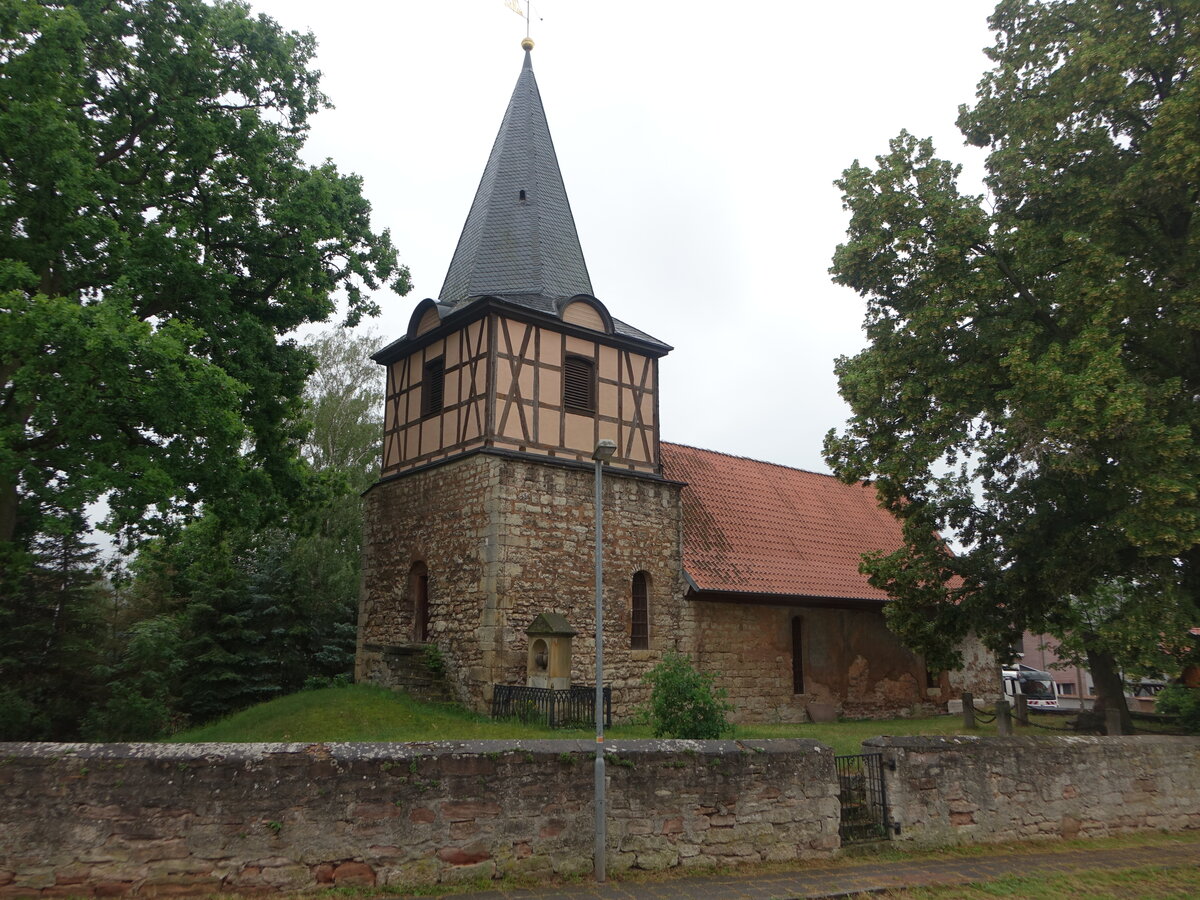 Rxleben, evangelische Kirche St. Maria Virginis, erbaut 1610 (30.06.2023)