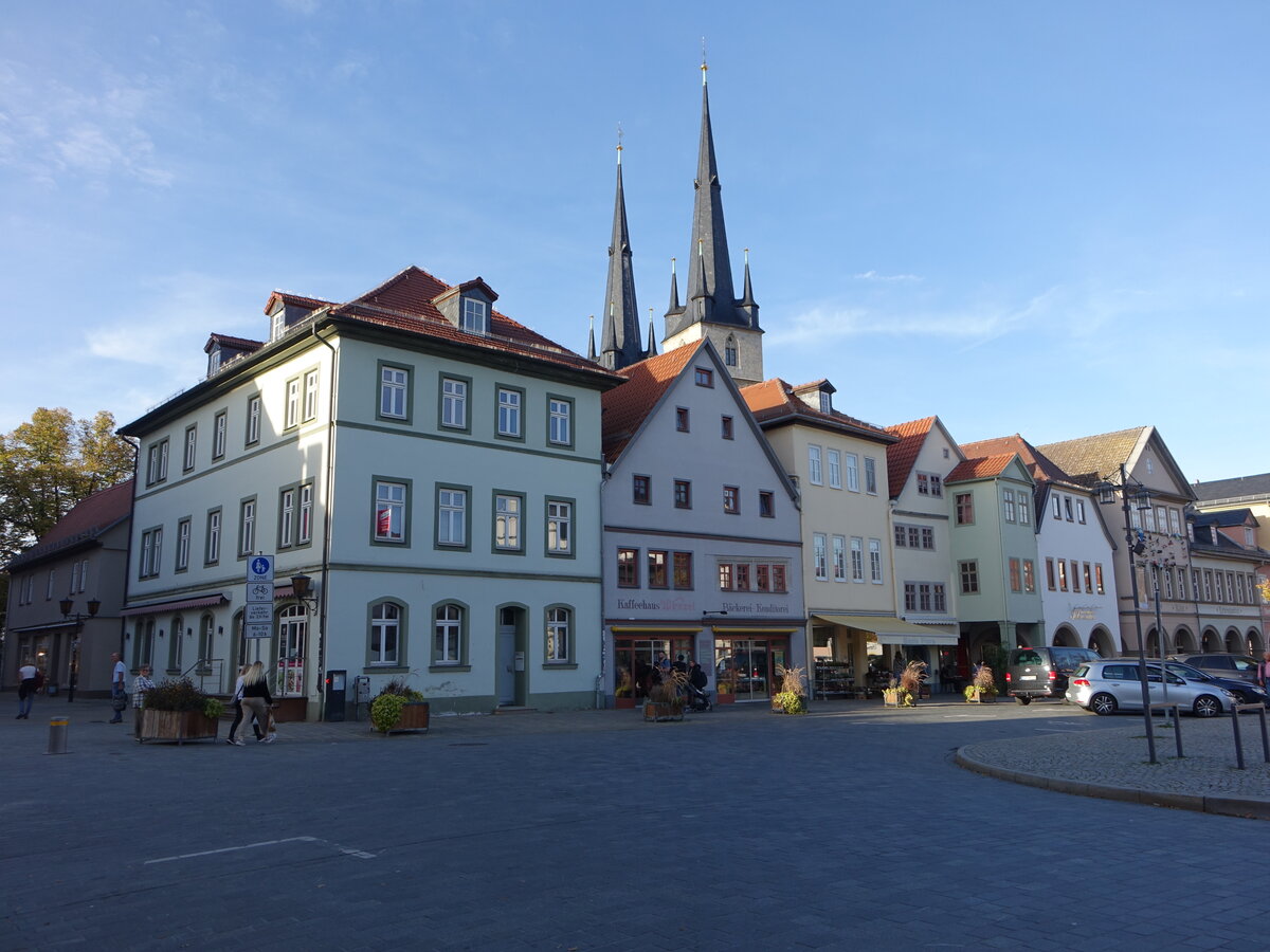 Saalfeld/Saale, Huser am Marktplatz (17.10.2022)