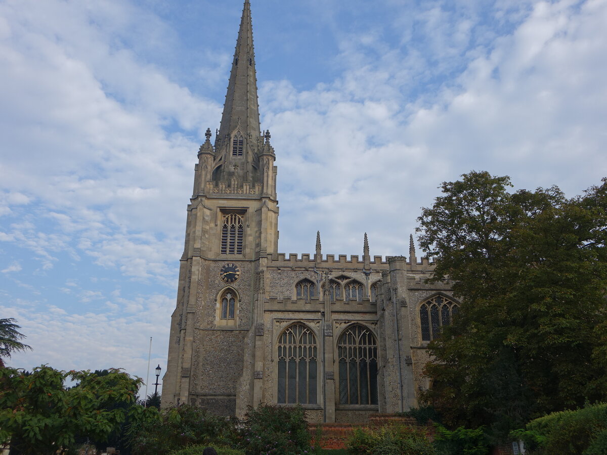 Saffron Walden, Pfarrkirche St. Mary, erbaut von 1250 bis 1258 (07.09.2023)