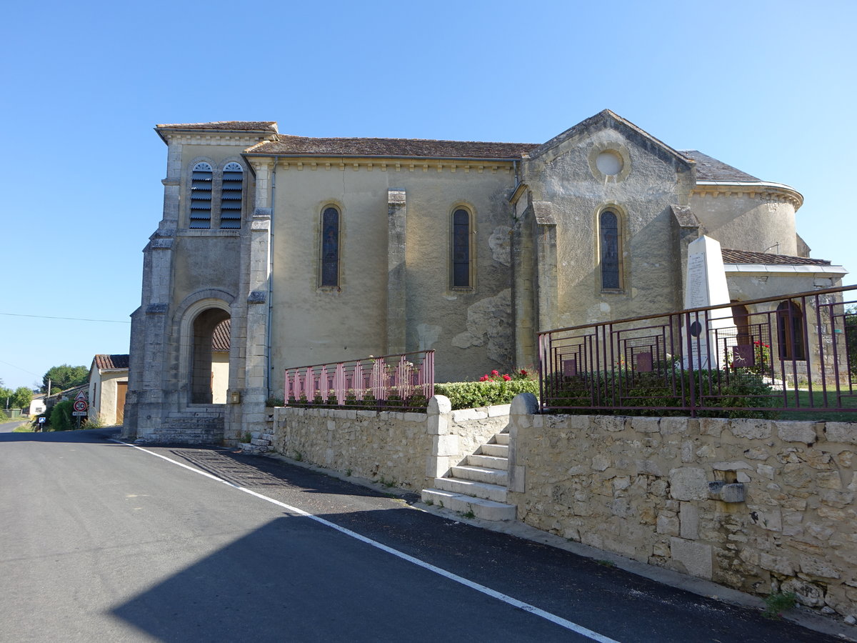 Saint-Aubin-de-Cadelech, St. Aubin Kirche, erbaut im 12. Jahrhundert (23.07.2018)