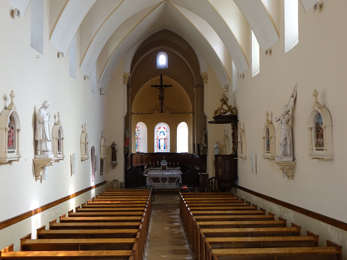 Salles-Arbuissonnas-en-Beaujolais, Innenraum der St. Martin Kirche (23.09.2016)