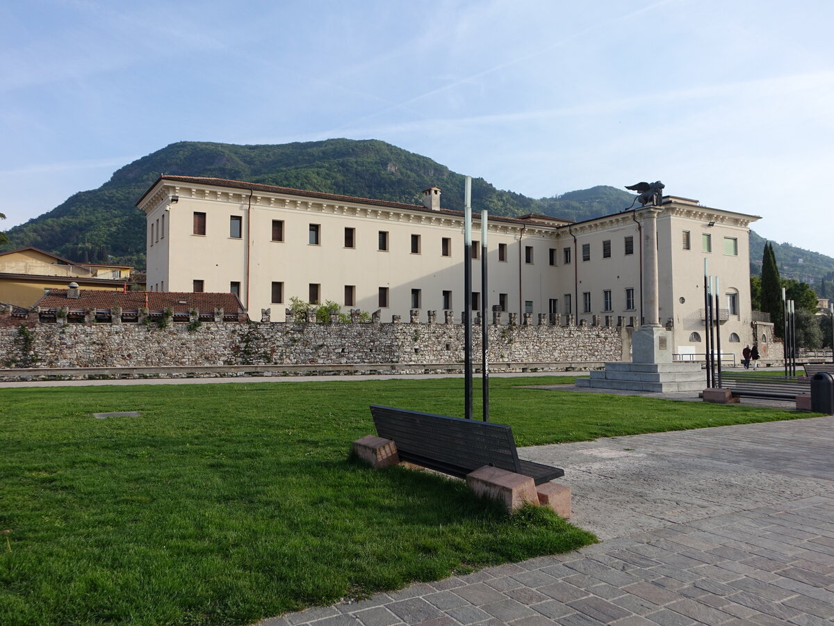 Salo, Ospedale Civile an der Piazza Sergio Bresciani (13.04.2024)