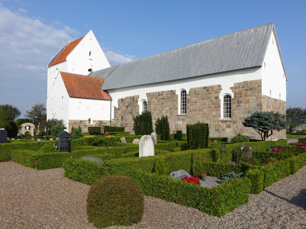 Saltum, evangelische Dorfkirche, sptgotisch umgebaut im 15. Jahrhundert (23.09.2020)