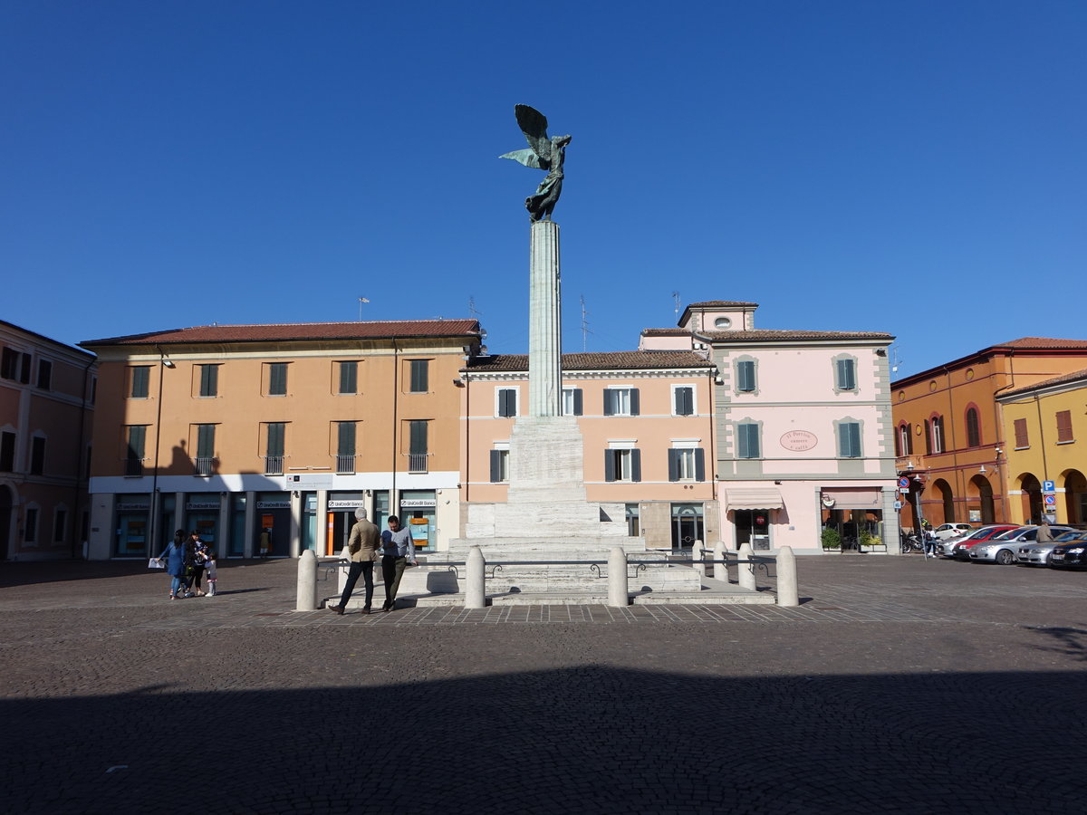Savignano sul Rubicone, Monumento al Caduti an der Piazza Borghese (21.09.2019)