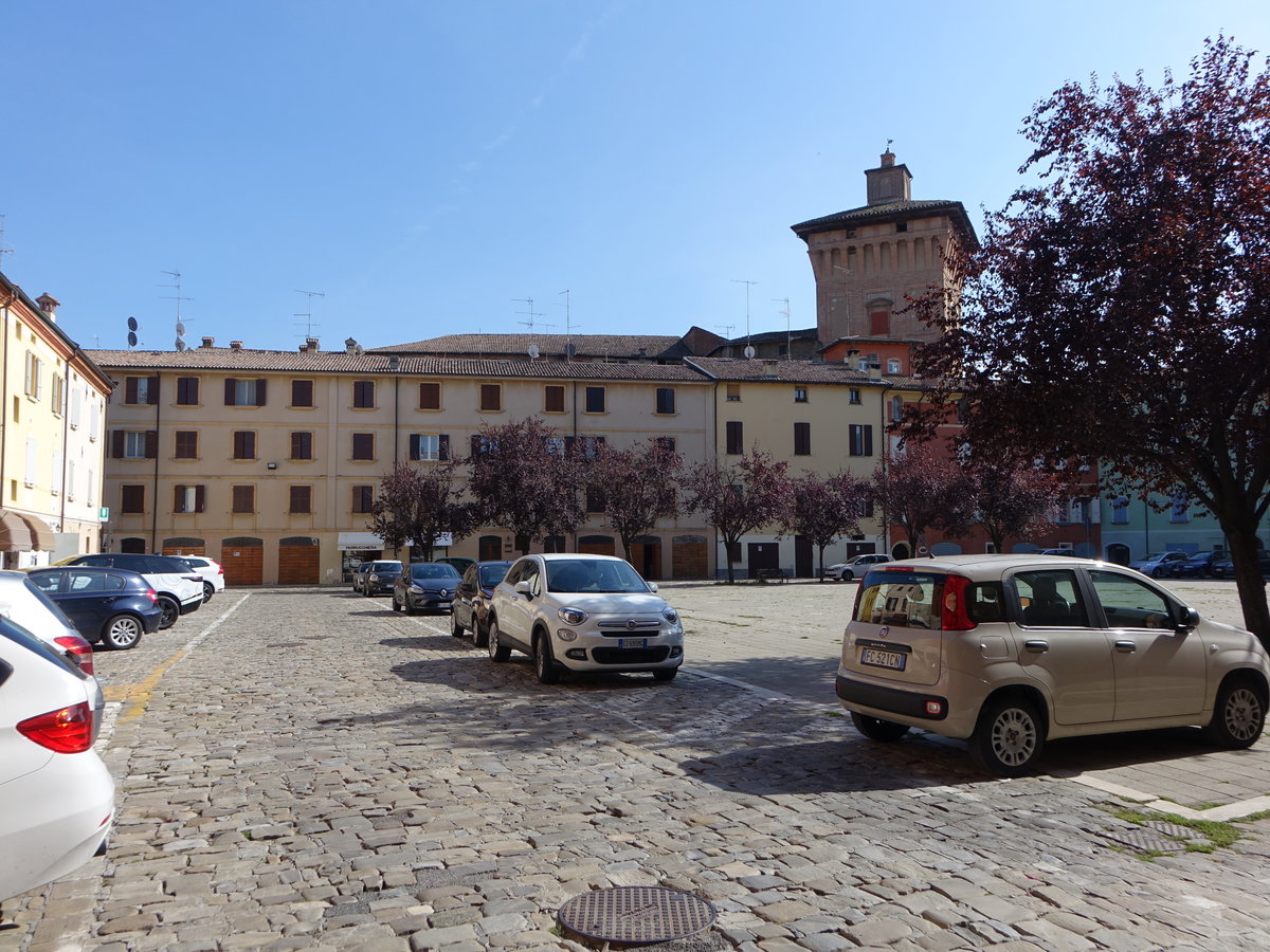 Scandiano, historische Gebude an der Piazza Fiume (21.09.2019)