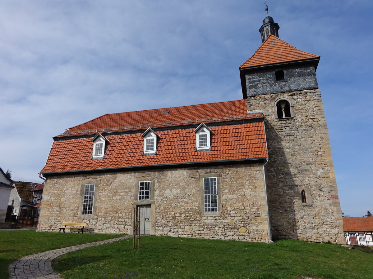 Schnellmannshausen, evangelische Dorfkirche, romanischer Turm, Kirchenschiff erbaut von 1792 bis 1794 (17.03.2024)