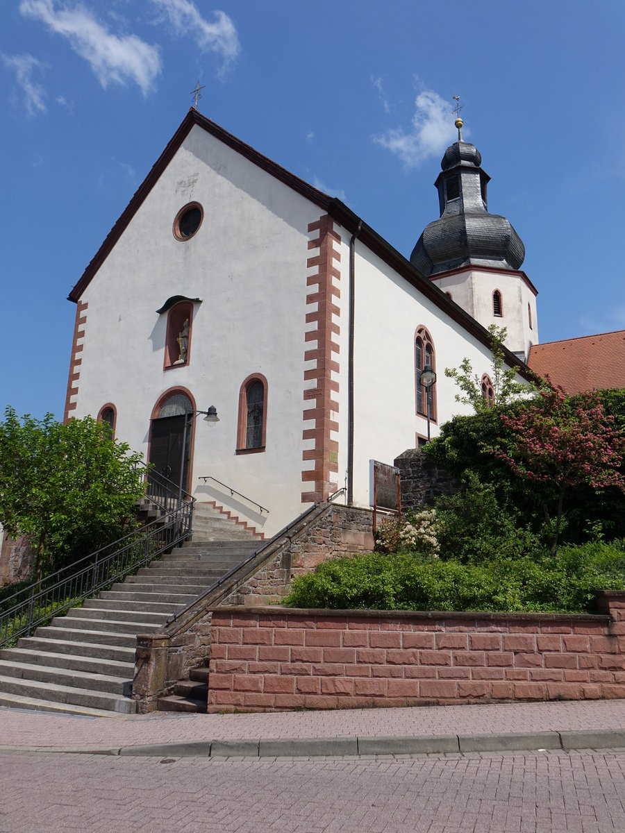 Schollkrippen, kath. St. Katharina Kirche, Kirchenschiff erbaut 1702 (13.05.2018)