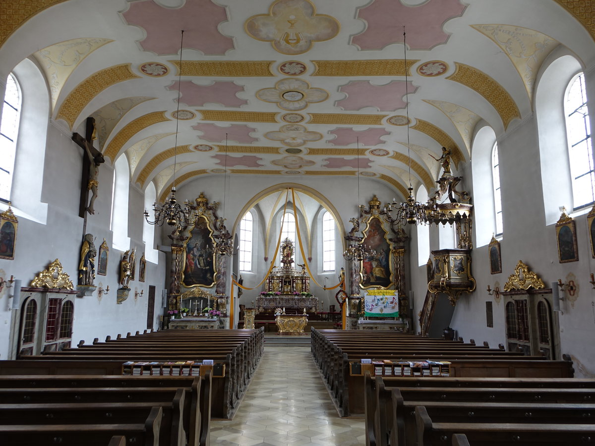 Schwarzhofen, Innenraum der kath. Pfarrkirche Maria vom Siege (04.06.2017)