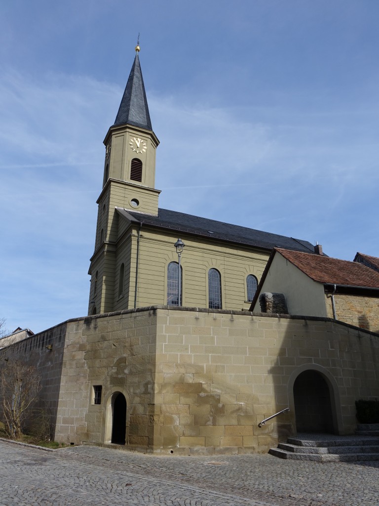 Seinsheim, St. Peter und Paul Kirche mit Kirchenburg, erbaut von 1810 bis 1813 durch 
Thaddus Dckelmann (09.03.2015)