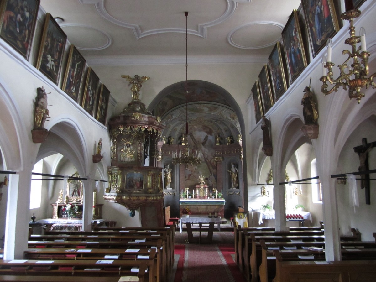 Senftenberg, Innenraum der St. Andreas Kirche mit Ausstattung aus dem 16. Jahrhundert (22.09.2013)