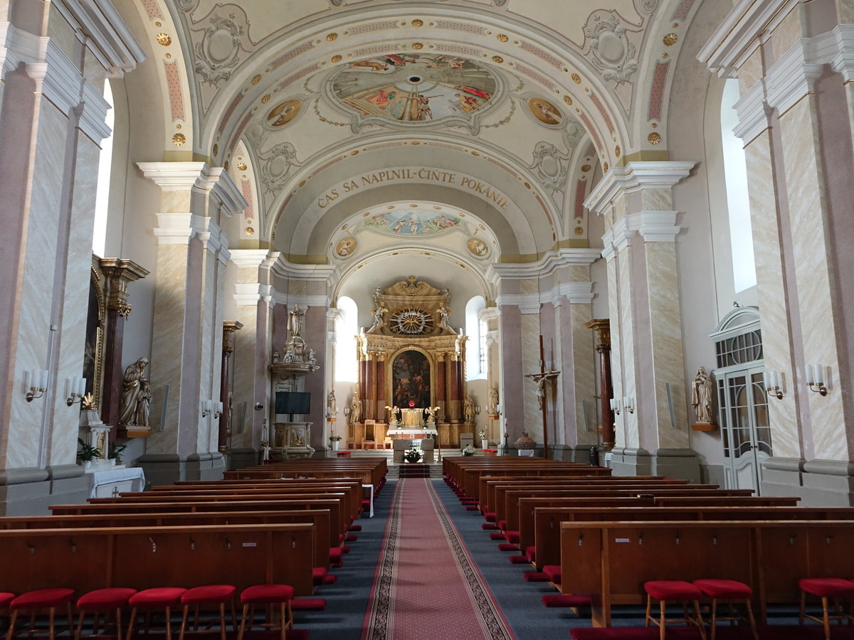 Sered / Sereth, barocker Innenraum der St. Johannes Kirche (28.08.2019)