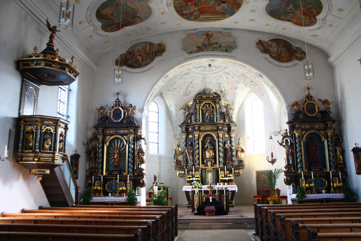 Sielenbach, Altre und Kanzel der St. Peter und Paul Kirche (02.11.2014)