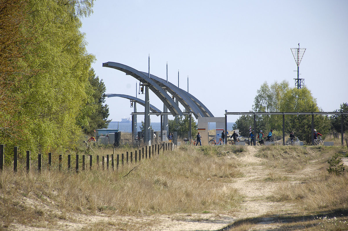 Solarenergieanlage an der deutsch-polnischen Grenze bei Świnoujście (Swinemnde). Aufnahme: 6. Mai 2016.