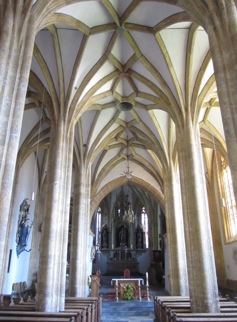 St. Georgen ob Murau, Langschiff der St. Georg Kirche, Flgelaltre von 1455 (03.10.2013)