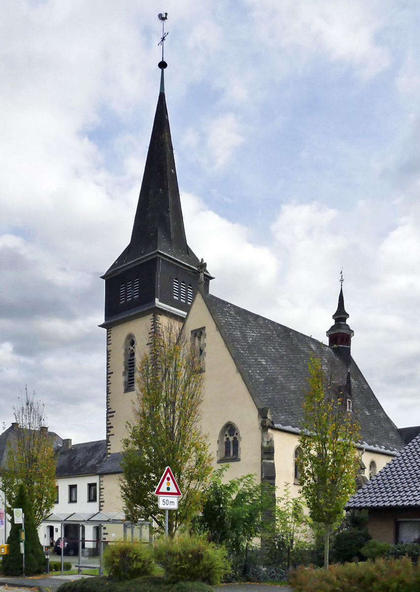 St. Mauritius-Kirche in Heppingen bei Neuenahr/Ahrweiler - 25.10.2017