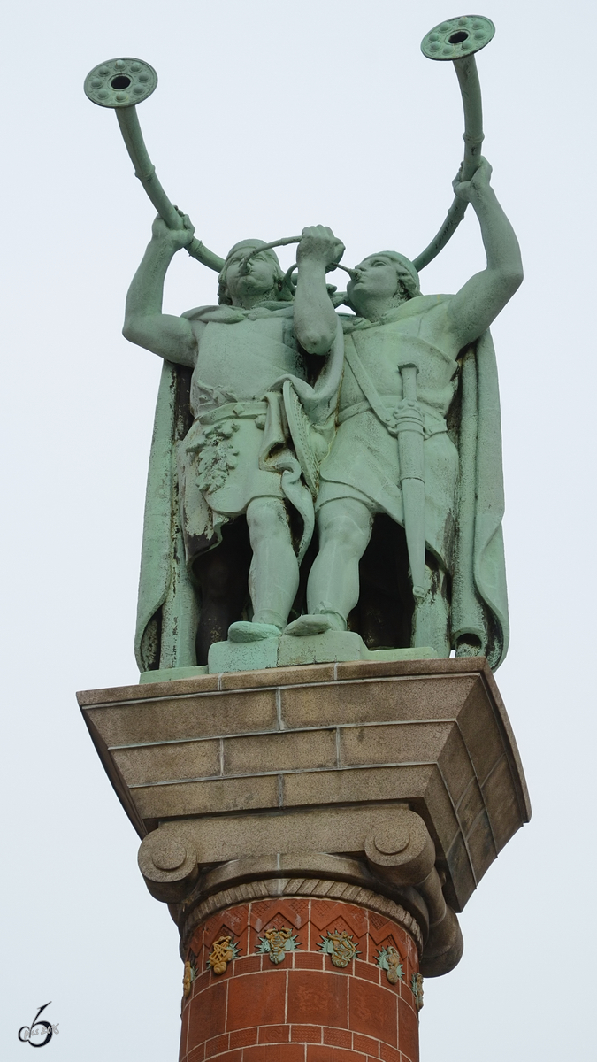 Statue der Lurenblser vor dem Kopenhagener Rathaus. (Mai 2012)